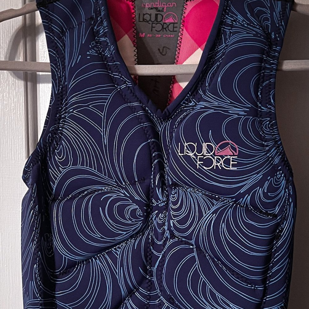 Liquid Force Women's Cardigan Comp Vest | Blue - Size M